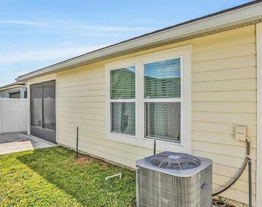 45 Vicksburg Drive - Photo Thumbnail 34