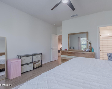 5542 Ortega Bluff Lane - Photo Thumbnail 30