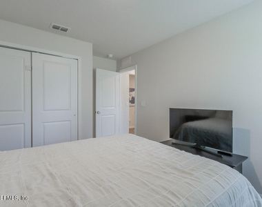 5542 Ortega Bluff Lane - Photo Thumbnail 35