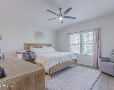 5542 Ortega Bluff Lane - Photo Thumbnail 32