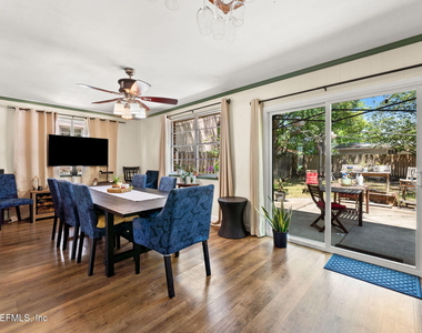 4339 Genoa Avenue - Photo Thumbnail 8