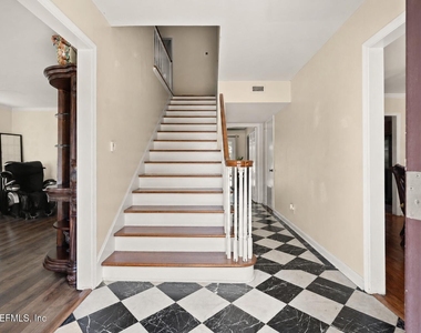4339 Genoa Avenue - Photo Thumbnail 16