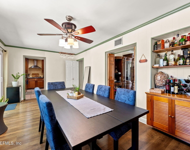 4339 Genoa Avenue - Photo Thumbnail 9