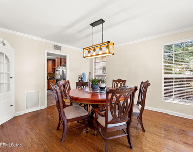 4339 Genoa Avenue - Photo Thumbnail 14