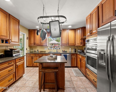 4339 Genoa Avenue - Photo Thumbnail 5