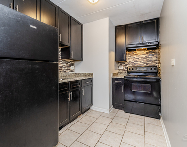 6416 S Saint Lawrence Avenue - Photo Thumbnail 4