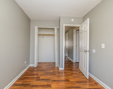 6416 S Saint Lawrence Avenue - Photo Thumbnail 9