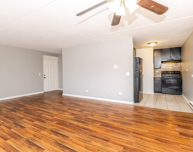 6416 S Saint Lawrence Avenue - Photo Thumbnail 3