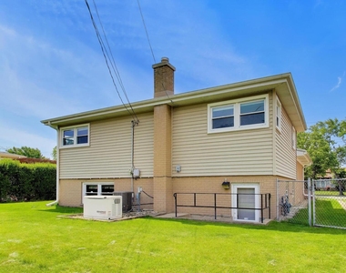 7630 Beckwith Road - Photo Thumbnail 29