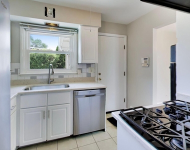 7630 Beckwith Road - Photo Thumbnail 11