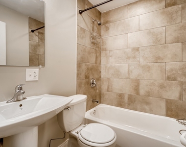 2312 S Seeley Avenue - Photo Thumbnail 6