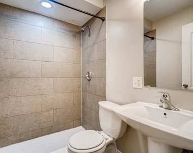2312 S Seeley Avenue - Photo Thumbnail 7