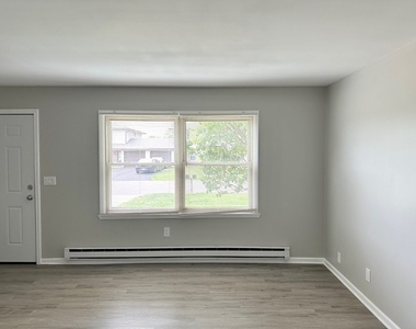 2030 Kevin Drive - Photo Thumbnail 6