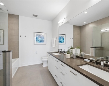 434 W Melrose Street - Photo Thumbnail 9
