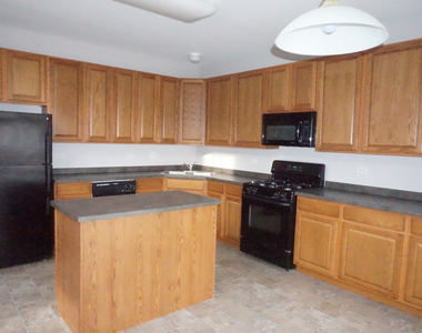 3740 Pope Court - Photo Thumbnail 4