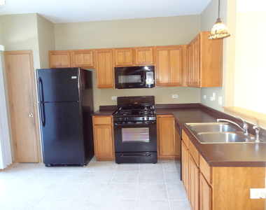 7211 Bradley Drive - Photo Thumbnail 3