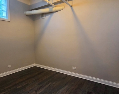 4764 N Virginia Avenue - Photo Thumbnail 6
