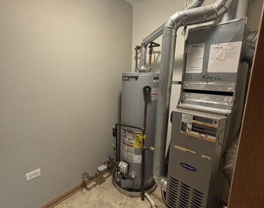 1523 Grand Drive - Photo Thumbnail 16