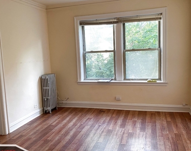 2536 N Sawyer Avenue - Photo Thumbnail 1
