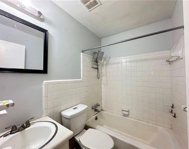 967 Pine Roc Drive - Photo Thumbnail 13