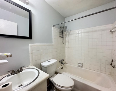 967 Pine Roc Drive - Photo Thumbnail 8