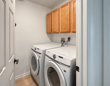 1089 Ellsworth Drive - Photo Thumbnail 14