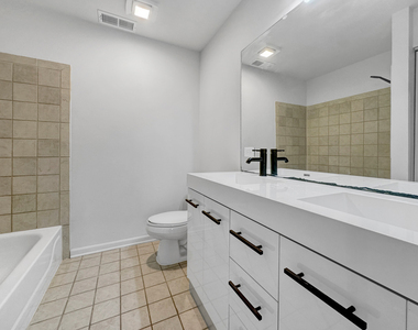 1089 Ellsworth Drive - Photo Thumbnail 8