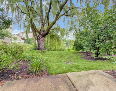 1089 Ellsworth Drive - Photo Thumbnail 12