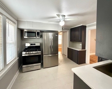 609 1st Street - Photo Thumbnail 7