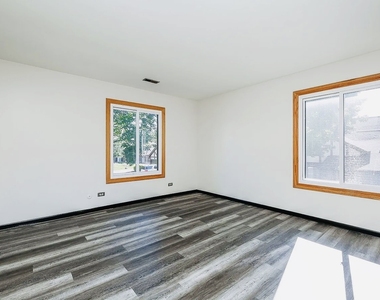 865 Sheldon Court - Photo Thumbnail 9