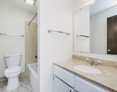 865 Sheldon Court - Photo Thumbnail 7