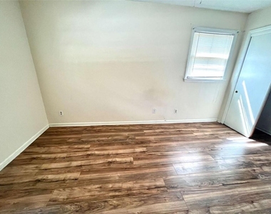 1002 Level Creek Road - Photo Thumbnail 8