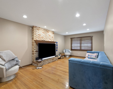 560 Rapidan Court - Photo Thumbnail 19