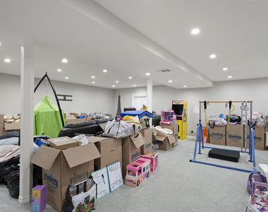 560 Rapidan Court - Photo Thumbnail 13