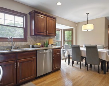 560 Rapidan Court - Photo Thumbnail 17