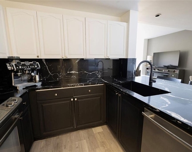 3475 Oak Valley Road Ne - Photo Thumbnail 3