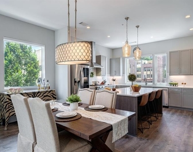 1227 Chelsea Circle - Photo Thumbnail 5