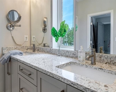 1227 Chelsea Circle - Photo Thumbnail 18
