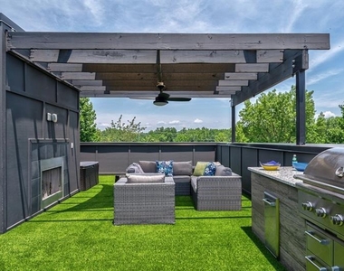 1227 Chelsea Circle - Photo Thumbnail 2