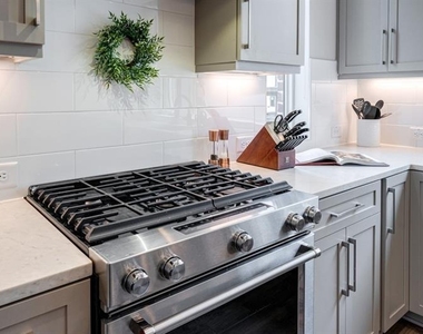 1227 Chelsea Circle - Photo Thumbnail 23