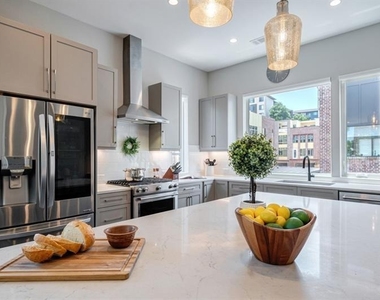 1227 Chelsea Circle - Photo Thumbnail 4