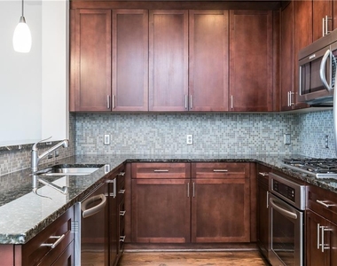 270 17th Street Nw - Photo Thumbnail 2