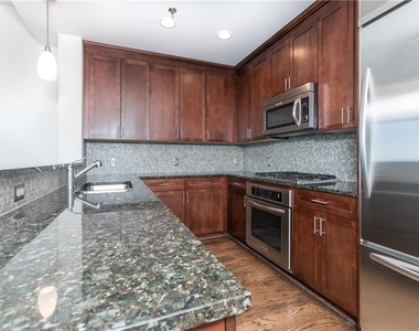270 17th Street Nw - Photo Thumbnail 6