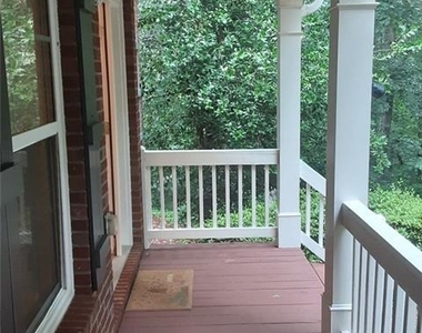 2532 Lois Court - Photo Thumbnail 7