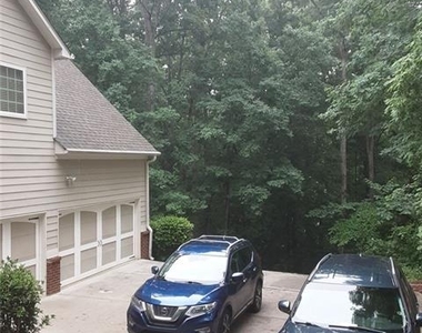 2532 Lois Court - Photo Thumbnail 3