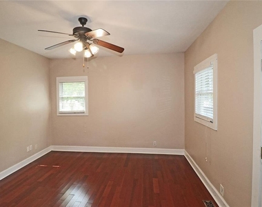 43 Whitefoord Avenue Se - Photo Thumbnail 17