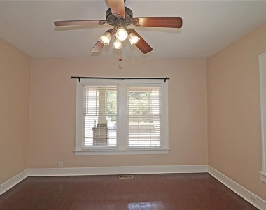 43 Whitefoord Avenue Se - Photo Thumbnail 10