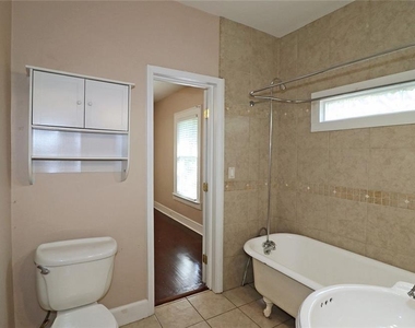 43 Whitefoord Avenue Se - Photo Thumbnail 13