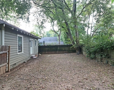 43 Whitefoord Avenue Se - Photo Thumbnail 18
