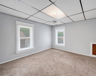 310 Godfrey Avenue - Photo Thumbnail 14